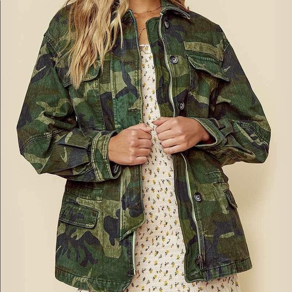 Free People Jackets & Blazers - NWT Free People Camo Jacket